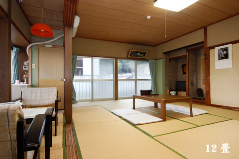 客室12畳